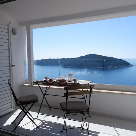 Viewpoint Apartment *